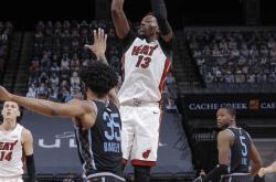 德罗巴迎来五赛季高光表现，热火球迷沸腾！的简单介绍