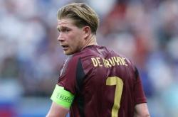 关于持续失利引发热议！，德布劳内在曼联比赛中锐不可当引发球迷热议的信息